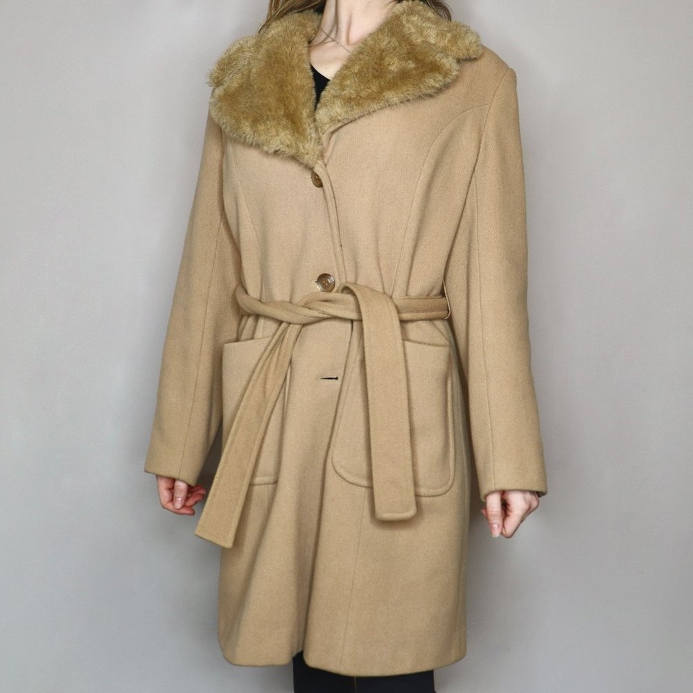 Oasis Women's Wool Coat with Faux Fur Collar - Size UK 14